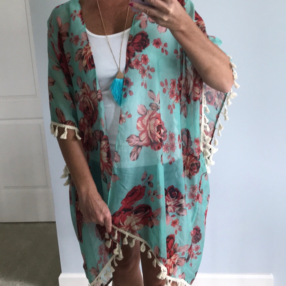 ♥️LAST 1♥️Floral Print Kimono - Picture 6 of 7